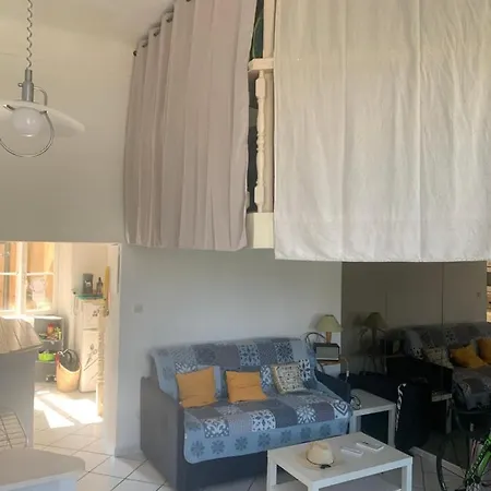Lovely Duplex Close To The Sea - Ideal Triathlete Or Cyclists Apartment *